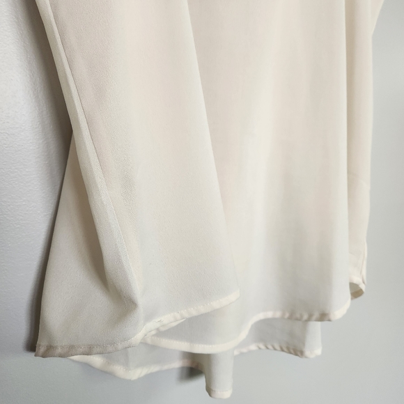 Flowy Cream Tank - Picture 9 of 9
